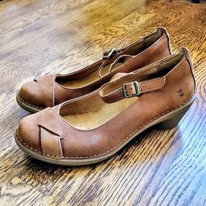 El Naturalista Aqua Brown Leather Mary Jane 37